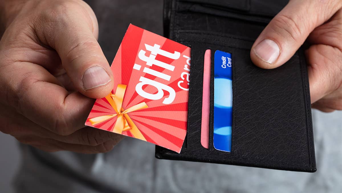 Stash your own prepaid or gift cards
