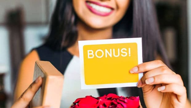 Debt.com’s Ultimate Credit Card Hacks Guide - Get the Most Out of Credit