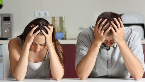 6 Ways to Ruin a Friendship Over Money