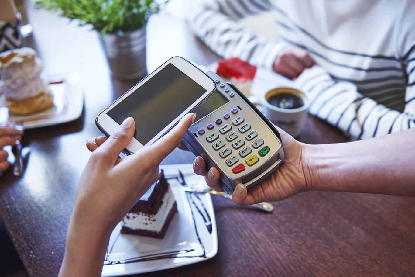 Can a Business Legally Refuse to Take My Cash?