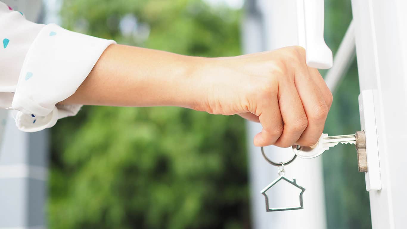 Ready for Homeownership? 8 Steps to Prepare Your Finances
