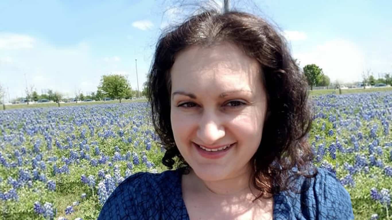 Julie Smeltzer