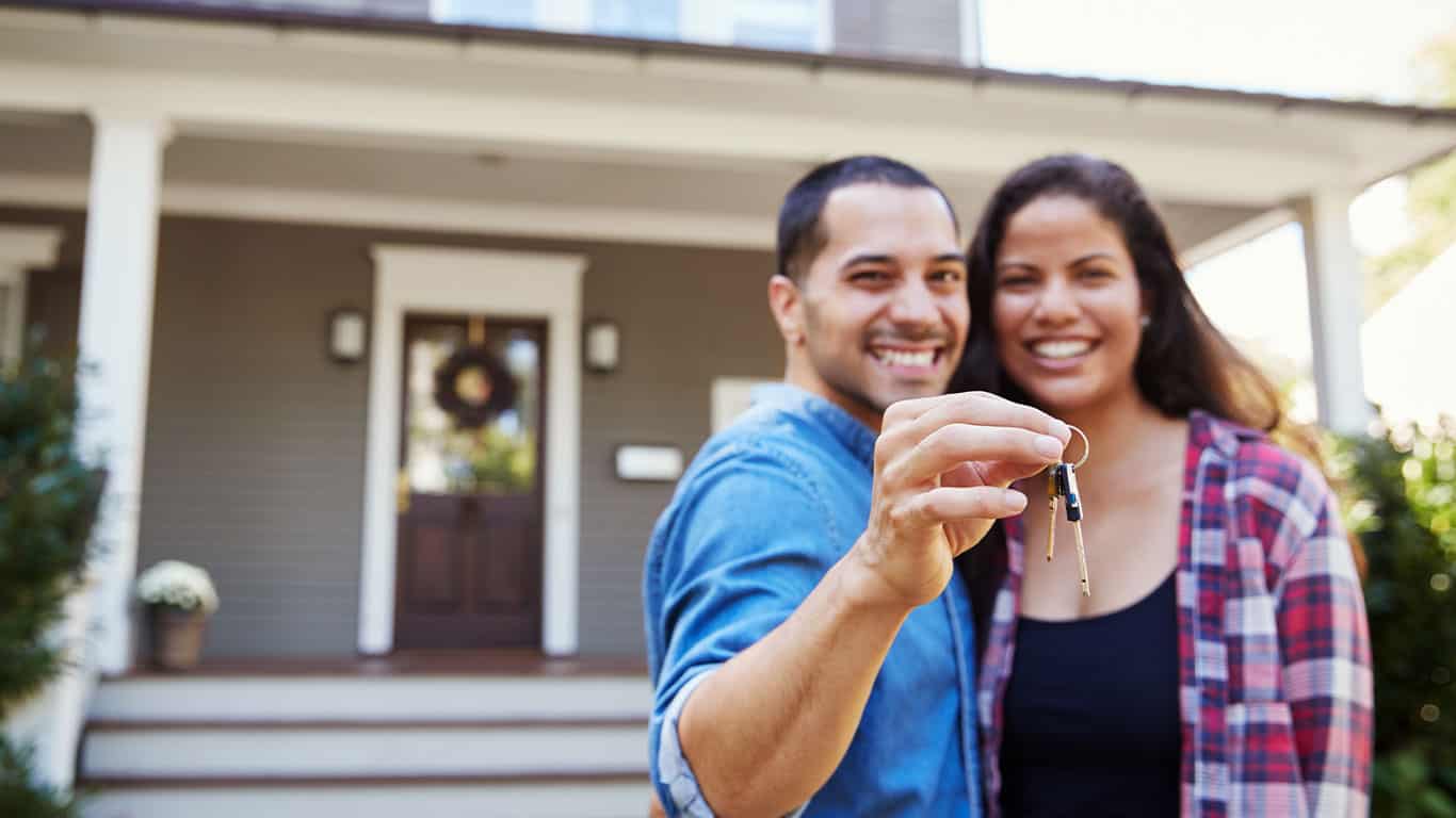 Relocating? What to Consider and How to Save Moving