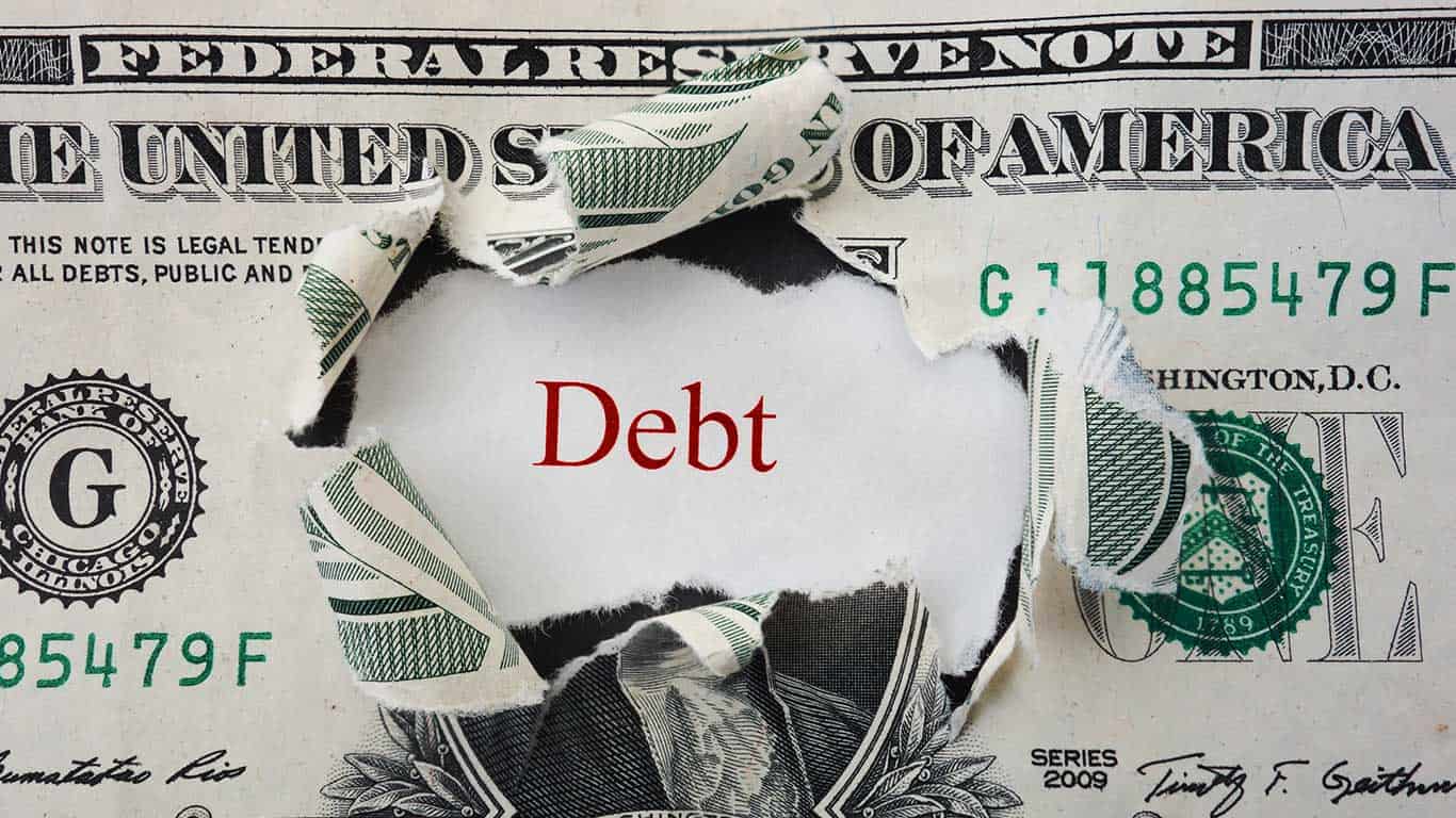 Students Think College is Worth the Debt