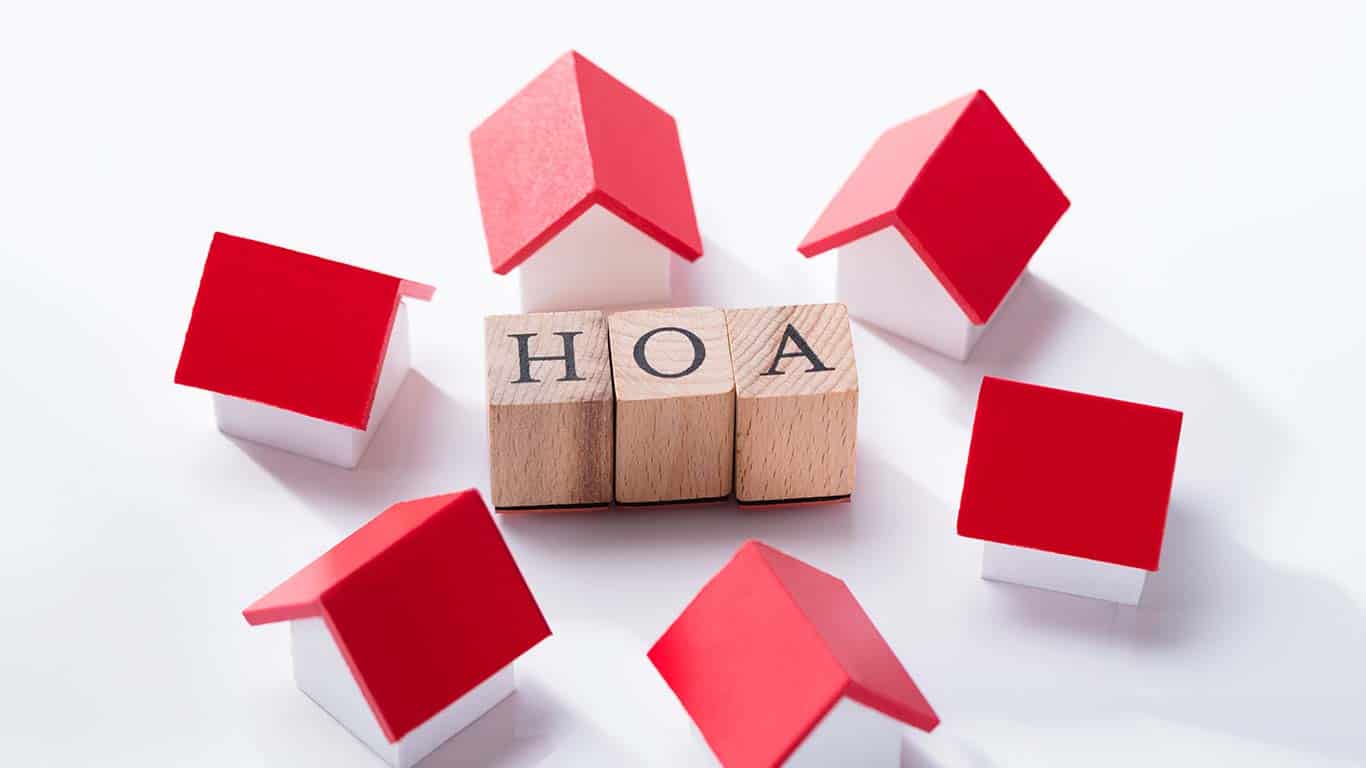 Pros and Cons of a Homeowners Association (HOA)